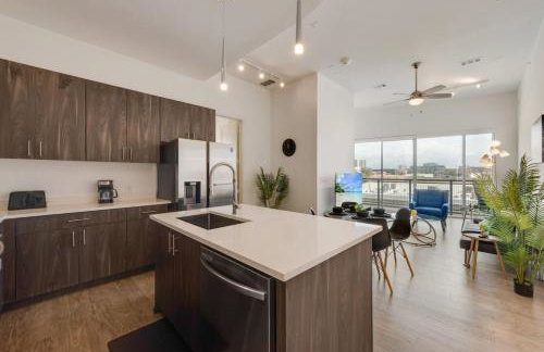 Sleek loft style 2BR I Gym I Parking I Workspace - Foto 5