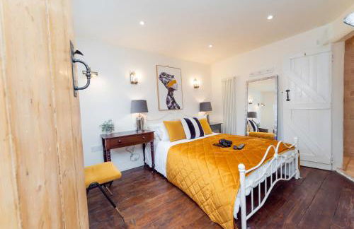 Heron Stays Bath- Charming Village Cottage with Parking, Garden, Just 3 Miles to Bath Centre, Sleeps 5 - Photo 8