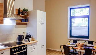 Neu renoviert I zentrale EG-Wohnung I 4 Personen, salt apartments - Foto 4, stove, toaster