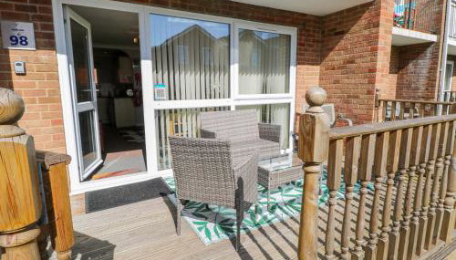 98 Waterside Park - Photo 2