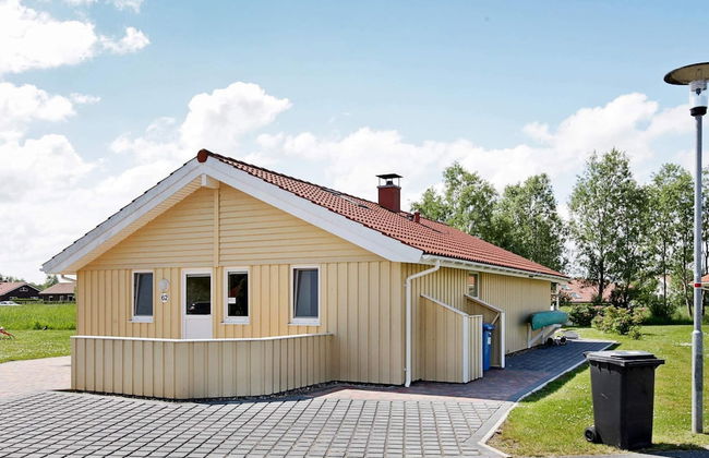 Beautiful Holiday Home in LÃ¸gstÃ¸r - Photo 11