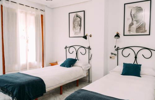 LOS VEINTE BALCONES - Foto 1