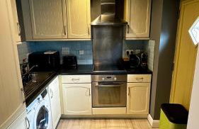 Lovely 1-bed Apartment in Town Centre Colchester - Foto 17