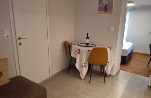 Trikeri Inn - Photo 16