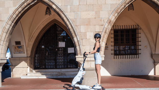 Experiencia Trikke - Descubra los lugares de interés de la ciudad de Rodas en 1 hora - Grupo pequeño - Foto 5