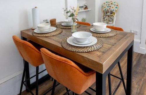 Spacious 3 Bedroom Home In Glasgow - Free Parking - Foto 8