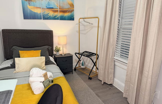 Modern Private Share Bedroom Bus stop to NYC - Foto 25