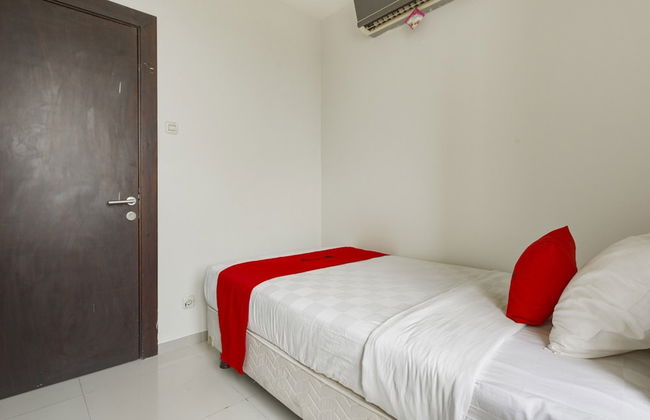 RedDoorz Apartment near Grand City Mall - Foto 11