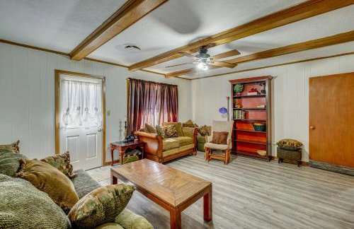 Family Home with Yard - 5 Mi to Jackson State Campus - Foto 13