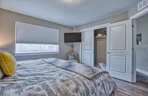 Modern Townhome near Old Town, Breweries, & River! - Foto 13