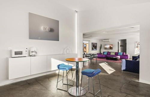 Grow House by Fieldtrip - Remote Lux 100ft Pool - Foto 63