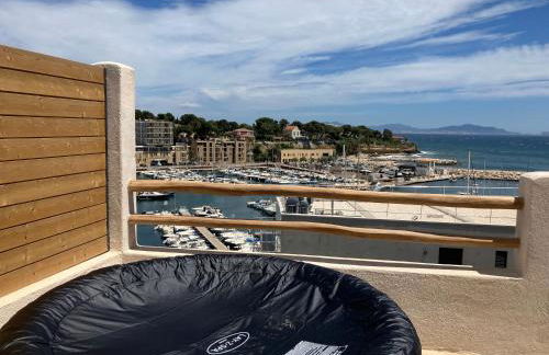 T2 vue sur le port jacuzzi terrasse et parking - Foto 16