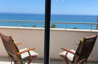 Atico Mirador Paseo Antonio Banderas primera linea de playa y piscina - Photo 1