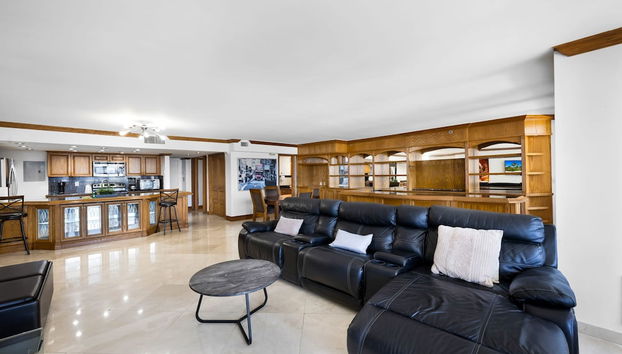 Seaside Serenity With Pool and Balcony - Foto 5, Habitación