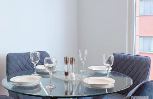 Deluxe One Bed Apartment by London ExCeL & O2 - Photo 29