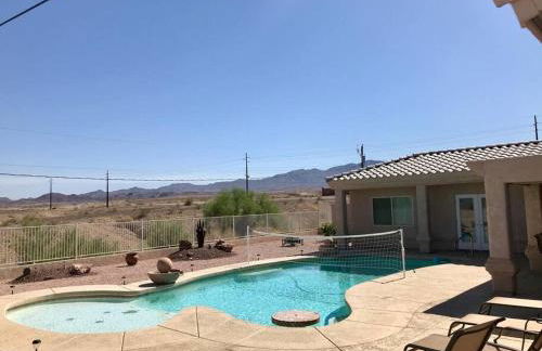 PRIVATE VIEW ON THE LAKE SIDE OF 95! Sleeps 16 - Foto 5