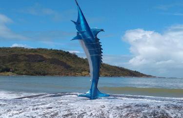 Edf Gil Nogueira - Praia do Morro - GUARAPARI - ES - Brasil - 4º Andar TELA Proteção - FRENTE Sol Manhã - 02 quartos com Split - WIFI - Varanda Gourmet com CHURRASQUEIRA - 02 elevadores - 01 Vaga - PISCINA - Sauna - Portaria 24 HRS - 50m da Praia do Morro - Photo 47