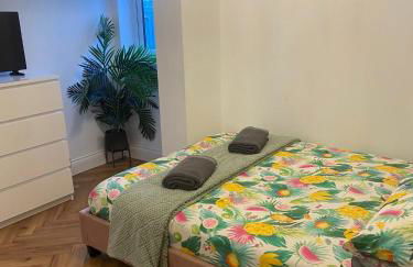 Southend Apartment With Parking, Private Garden and Beach Side Location - Foto 12