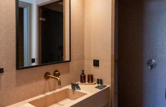 Stella Maria Hotel & Suites - Photo 38