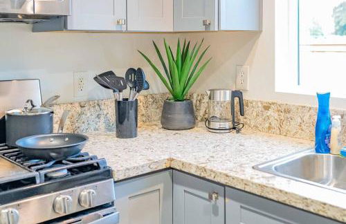 Elegant Country Retreat With Serene Patio Haven - Foto 22