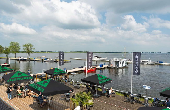Houseboat Sneekermeer With Garden and Views - Foto 19