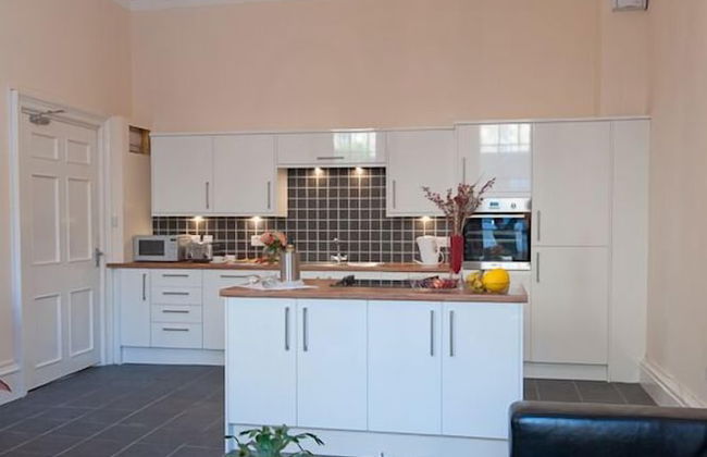 Windsor Street Apartments - Photo 15