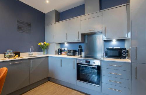 Elliot Oliver - Loft Style 2 Bedroom Apartment With Parking In The Docks - Foto 8