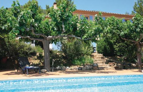 4 Bedroom Awesome Home In Roquebrun - Foto 12