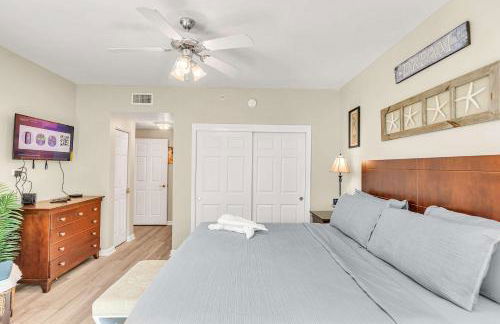 Coastal Haven Pools Restaurant & Beach Shuttle - Foto 28