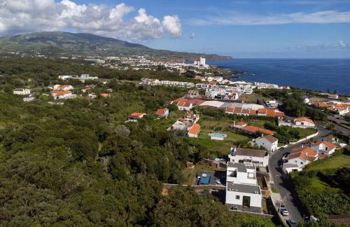 Lotus House - Heated Pool & Jacuzzi near the Beach - Photo 50