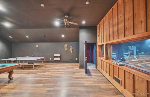 Heated Indoor Private Pool Stream Front Game Room - Photo 11