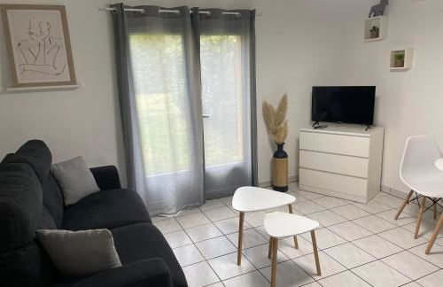 Le First Auversois charmant studio avec jardinet - Foto 4