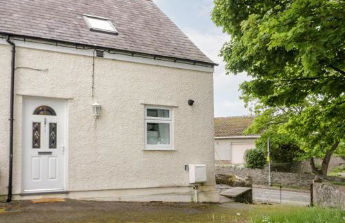 1 Old Kingdom Hall - Photo 2