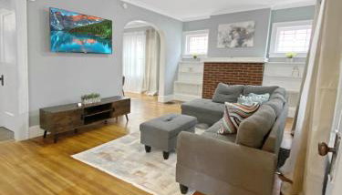 Lux 3BR, Steps from Airport, U of R & Grocery Stores - Foto 4