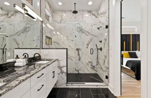 Luxurious 4bd home sleeps 12 minutes to downtown with parking - Foto 4