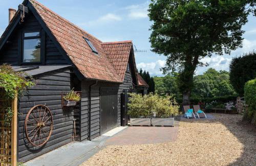 Luxury New Forest Barn, ideal for couples - Photo 56
