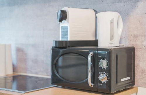 Moderne Monteurwohnungen in Nürtingen Zentrum Kitchen, Wifi, Smart TV - Photo 75