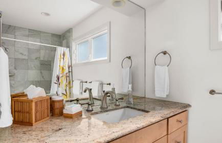 Beachfront Retreat w Ocean Views Bikes Balconies Ocean Haven by Avantstay - Foto 28