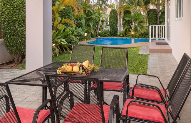 Leelawadee Pool Villa - Foto 35