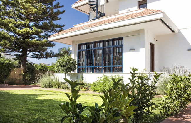 Mondello Martini - Foto 1