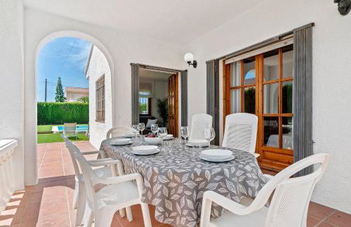Chalet a pie Cala Forn con piscina - Foto 13