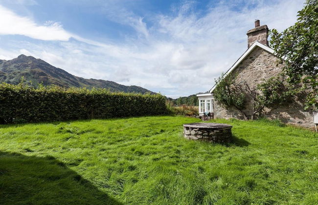 Enchanting Rustic Cottage W/stunning Views & River - Foto 20