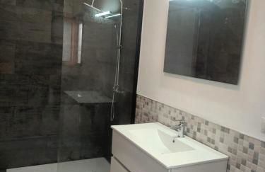 Villa Carmen - Chalet privado con piscina, jardín y barbacoa - Foto 37