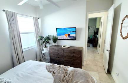 PoshPadz Pool Villa, Hot Tub, Near Beach, Sleeps 6 - Photo 46
