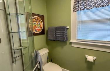 Cute and Cozy Apt Near Historic Downtown Sanford - Foto 48