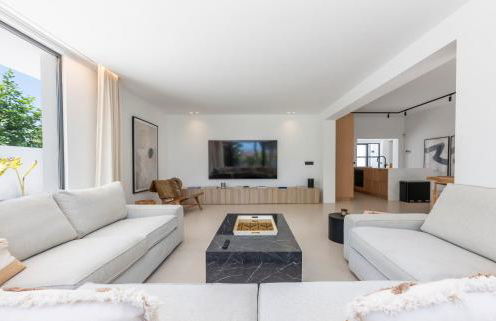 Villa Peman Luxurious Beachside Villa - Foto 33