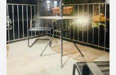 Modern Comfort 2BR Haven shared with the host - Foto 7