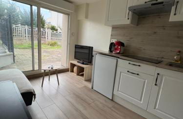 À quelques pas de la gare - Sartrouville - Foto 1