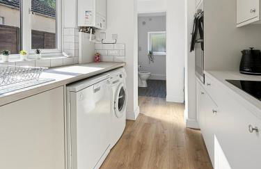 Amaya One -3 bedroom townhouse - with garden - close to town centre - sleeps 7 - Free Gym Access - Foto 19