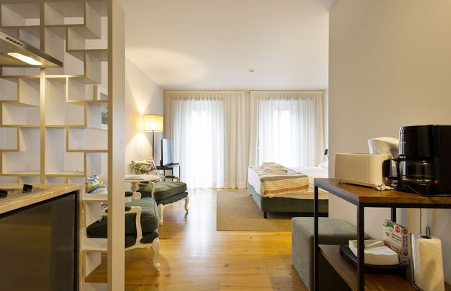 RVA Gustavo Eiffel Apartments - Photo 5